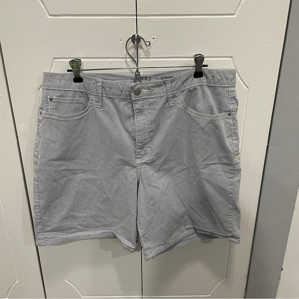 Riders by Lee Blue Striped Midrise Shorts